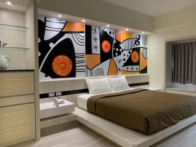 Yhc Hotel Тайнань Экстерьер фото