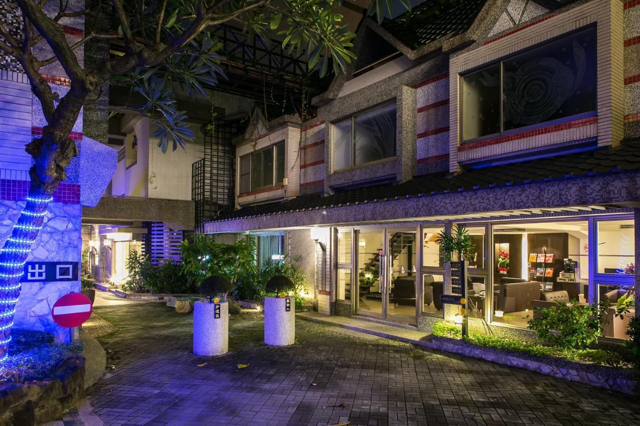 Yhc Hotel Тайнань Экстерьер фото